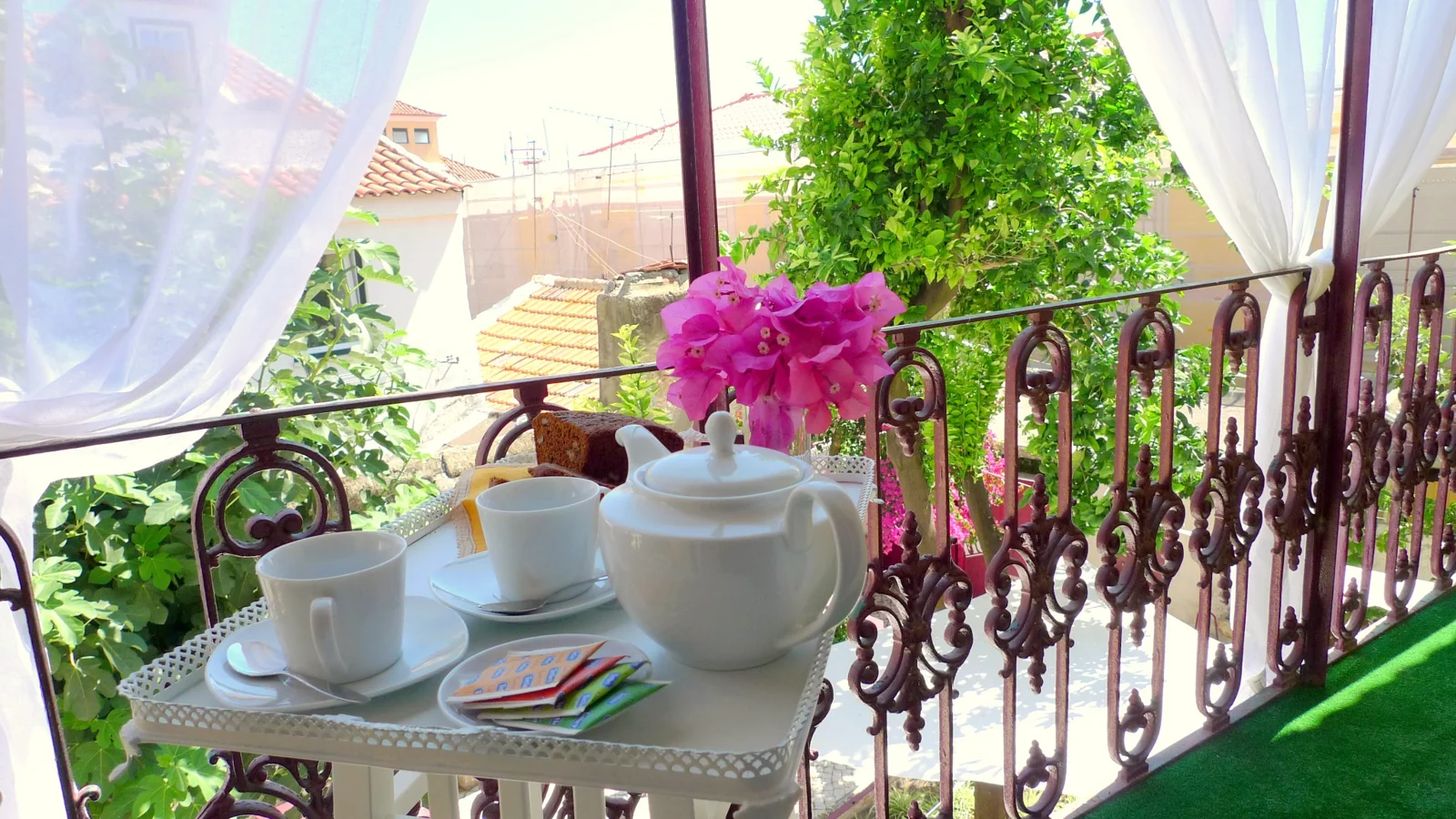 Tea on the terrace at Spirit of Art in Alfama